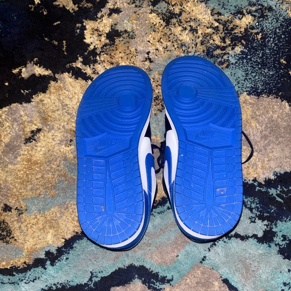 Nike Kids Sneakers in Blue and White